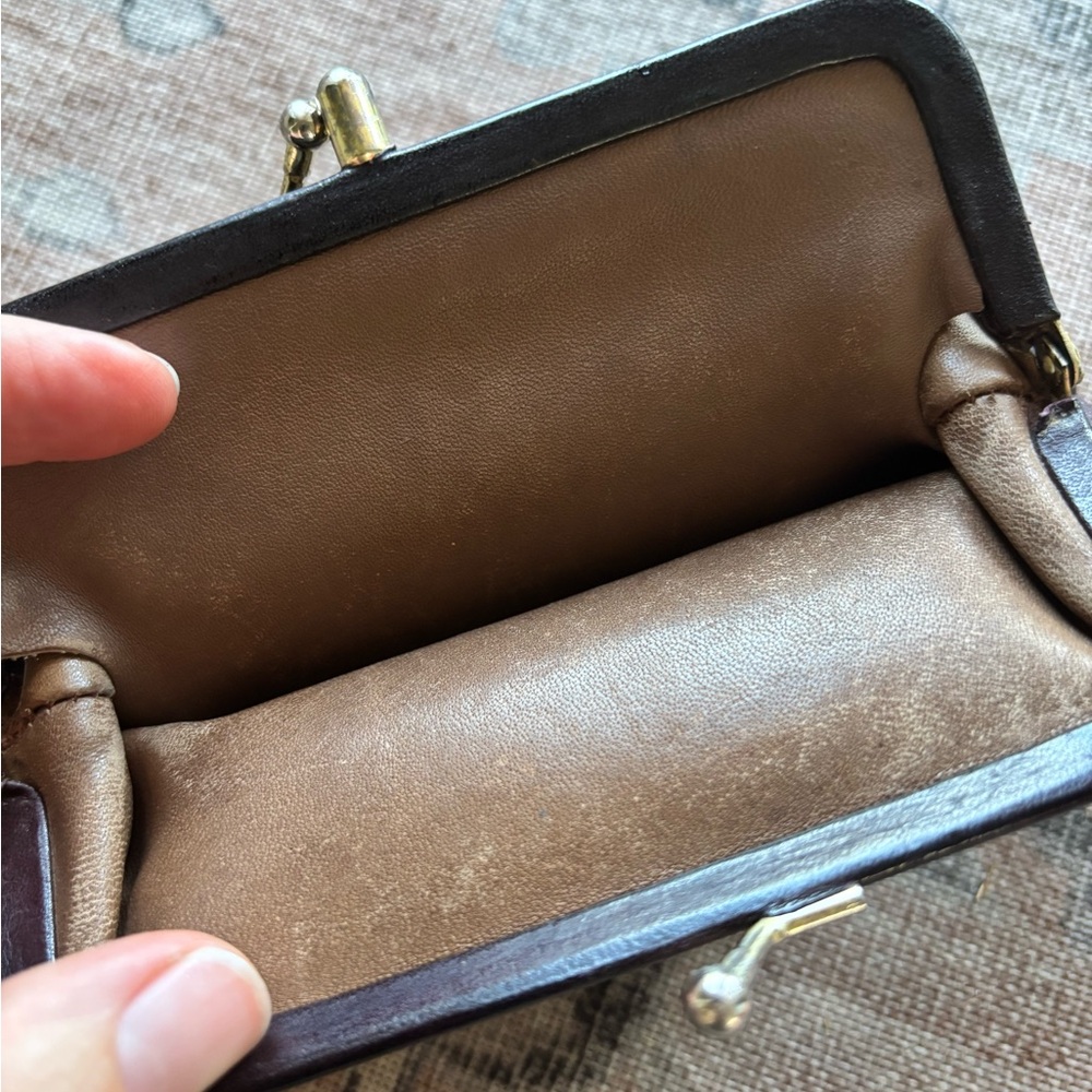 Vintage Coach Kiss-Lock Coin Purse - Picture 5 of 11